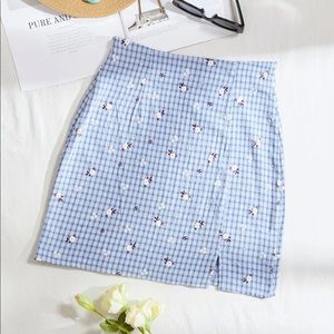 Plaid Ditsy Floral Mini Skirt NWT